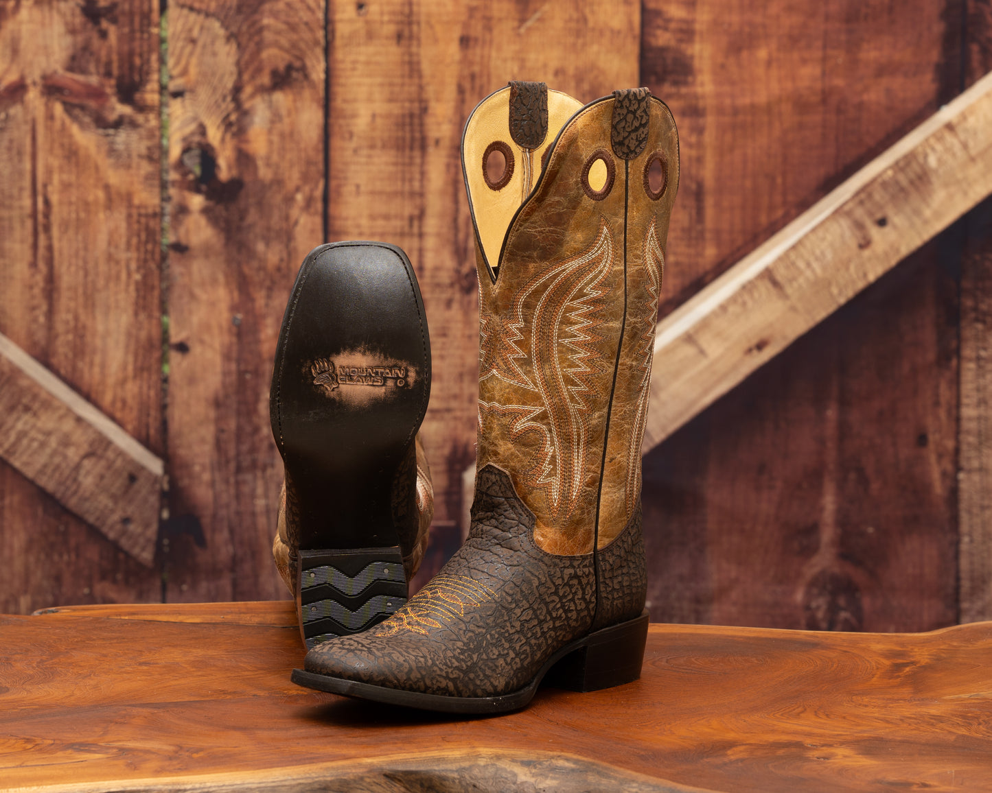 Tan Stud™ Men's Boot