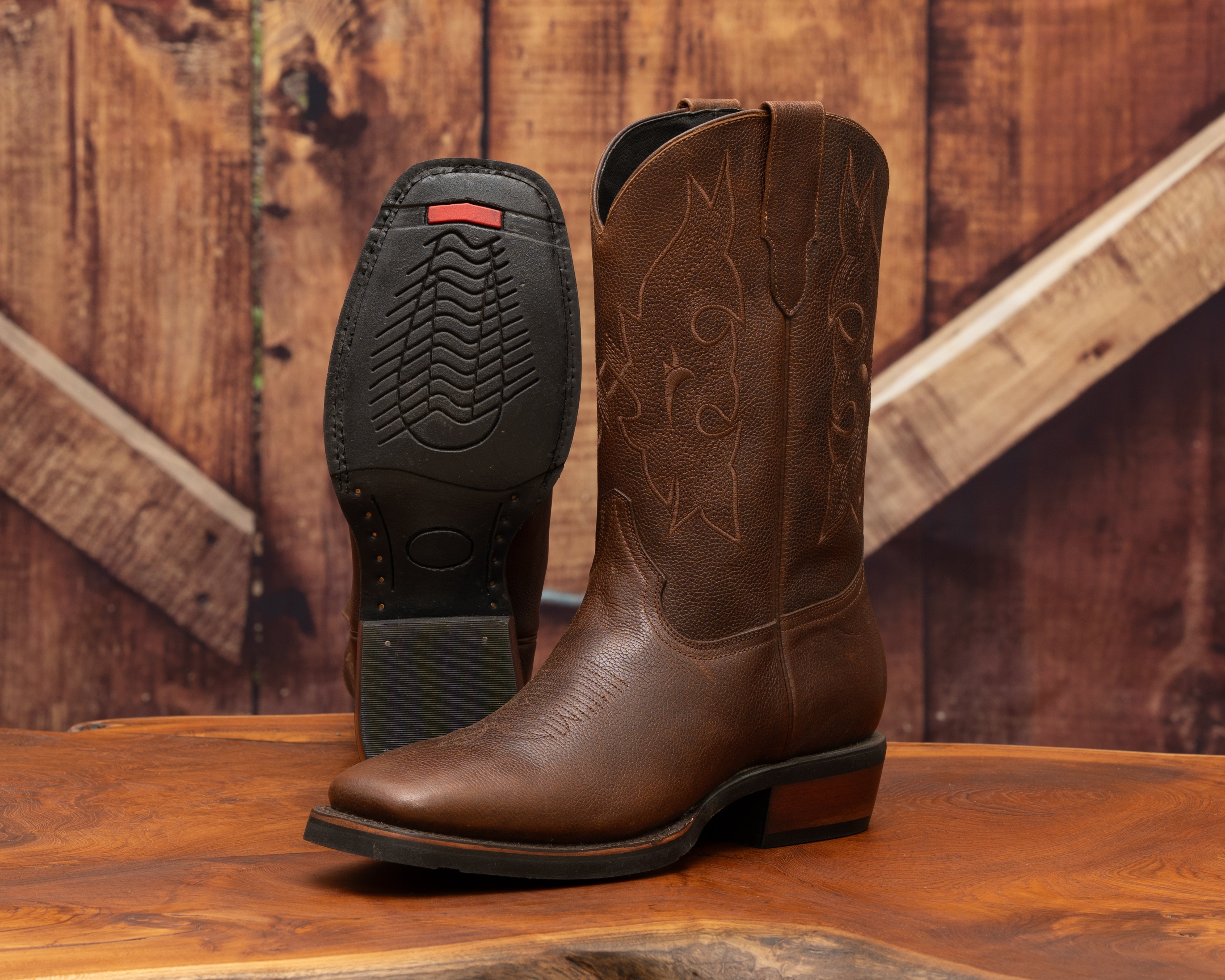 The Steel Walker II Roofing Boot – Cougar Paws, Inc.